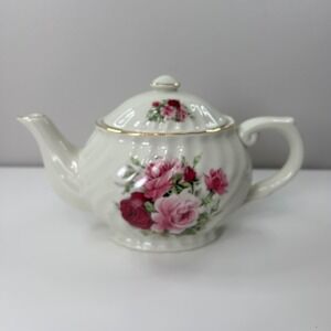 Floral Rose Ceramic Teapot Cream Pink Gold Trim Formaities Baum Bros Granny
